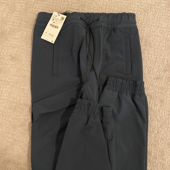 Zara | Pants | Zara Black Dnwr Cargo Pants | Poshmark